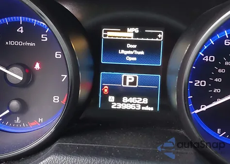 2015 Subaru Outback 2.5I Limited z USA, uszkodzony, nr VIN 4S4BSBLC3F3231563